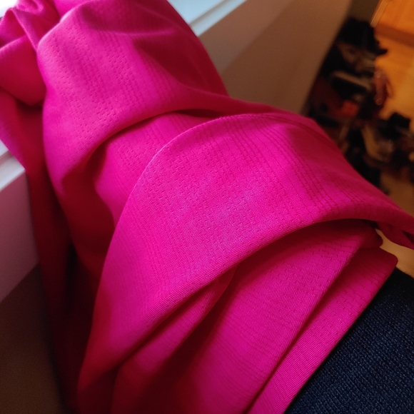 MEC Fuchsia Long Sleeved Active Top - Picture 3 of 4